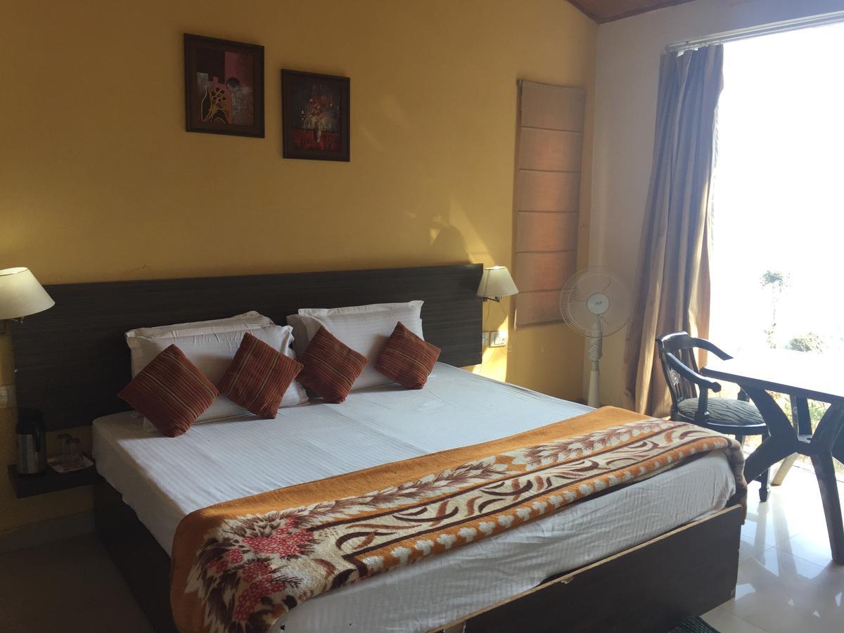 Natureraga Fernhill Resort Chail Buitenkant foto