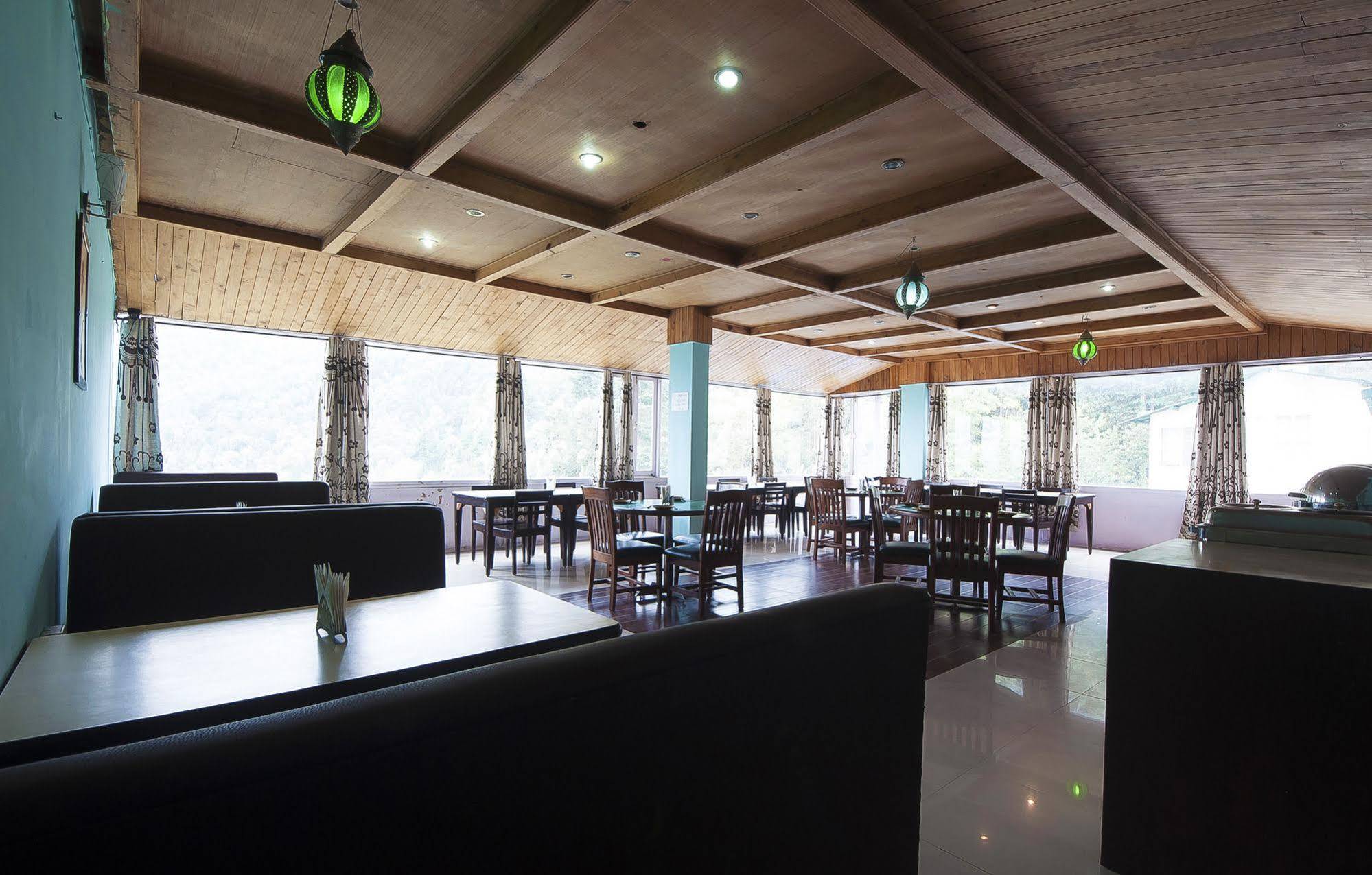 Natureraga Fernhill Resort Chail Buitenkant foto